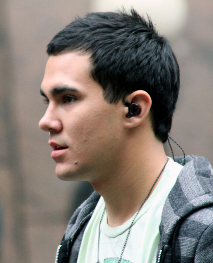 Carlos PenaVega: From Boy Band Heartthrob to TV Star