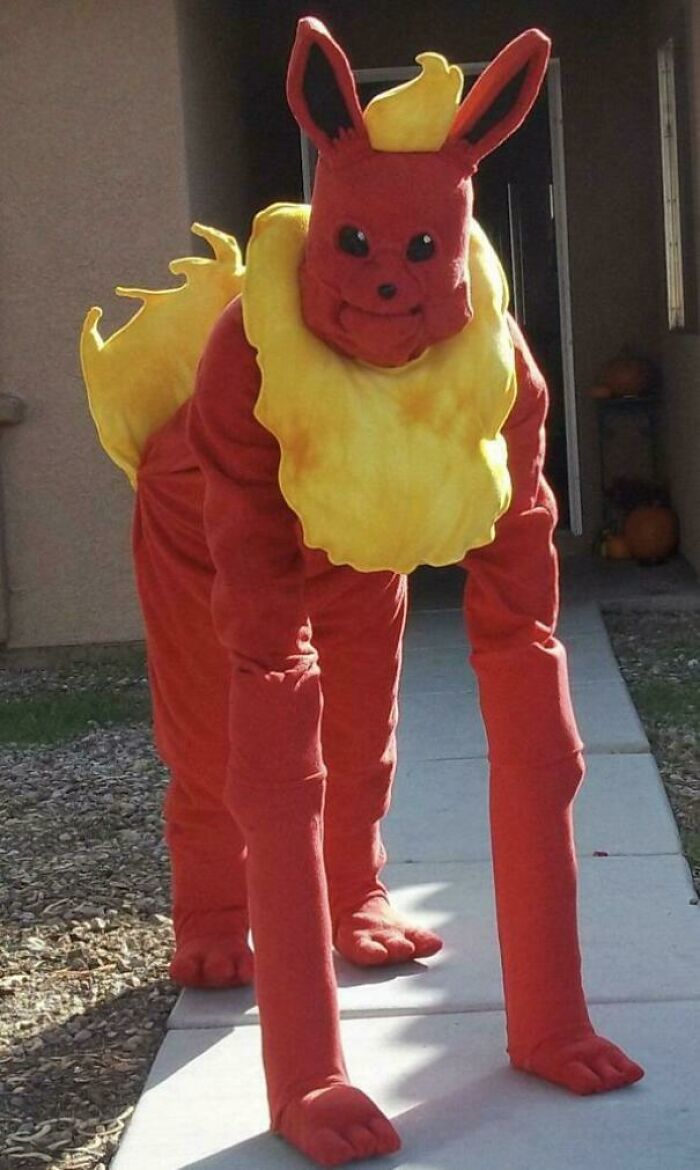 Wait, They Actually Ranked These Wickedly Weird Cursed Pics?
