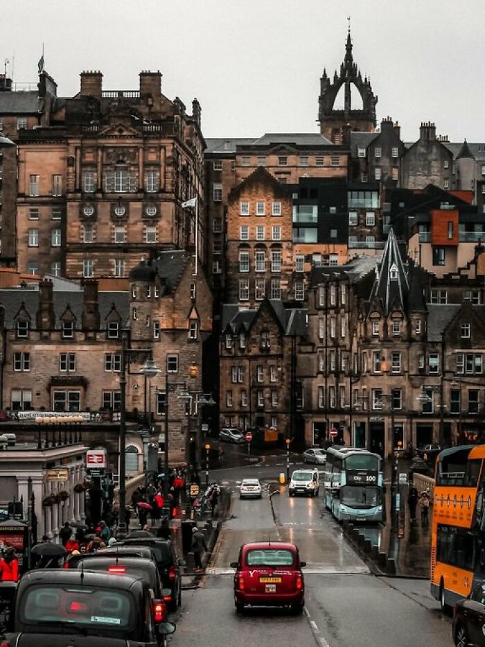 Rain Just Makes Edinburgh Even Cooler