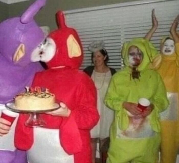 Wait, They Actually Ranked That?! 81 Images That Are So Weird They Might Be Cursed (But Seriously Hilarious)