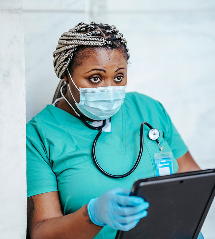33 Wildest Things Patients Ever Told Nurses (No Filter, No Chill)