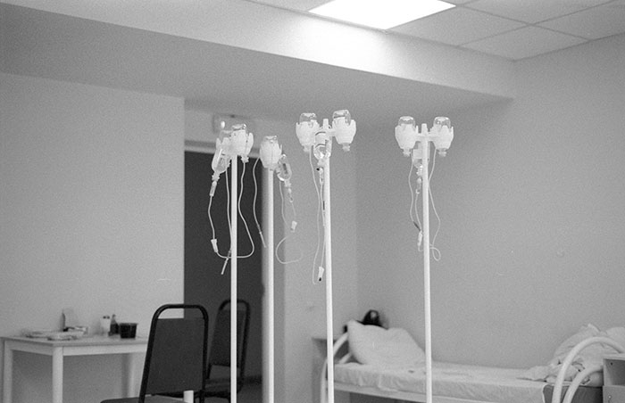 33 Wildest Things Patients Ever Told Nurses (No Filter, No Chill)