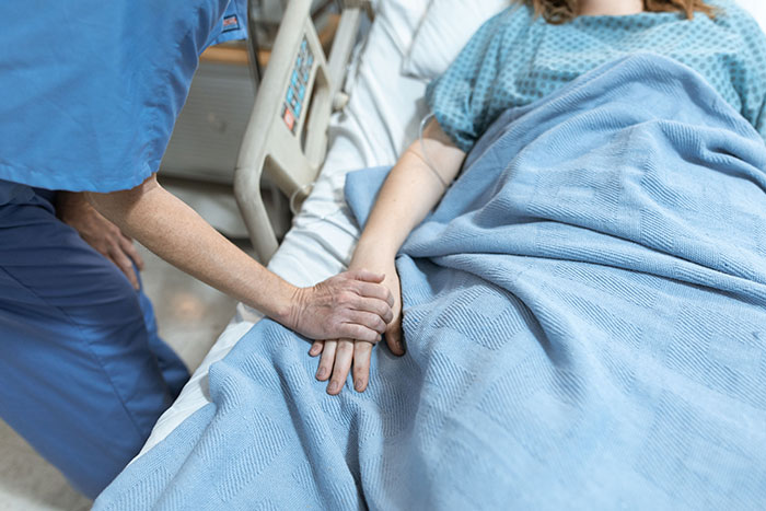 33 Wildest Things Patients Ever Told Nurses (No Filter, No Chill)
