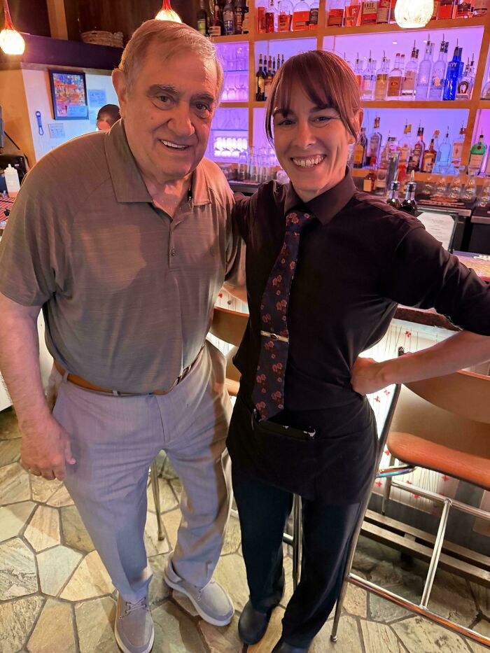 Bartender Meets The Real Dad From The Wonder Years