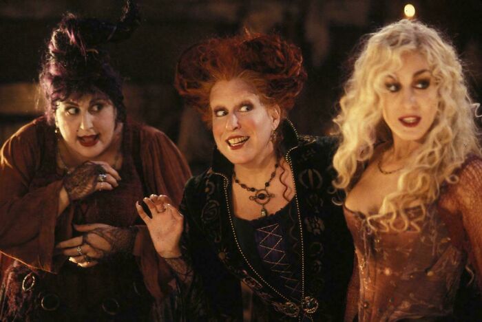 Wait, The '90s Are Back?! 73 Wild Pics That Totally Prove It