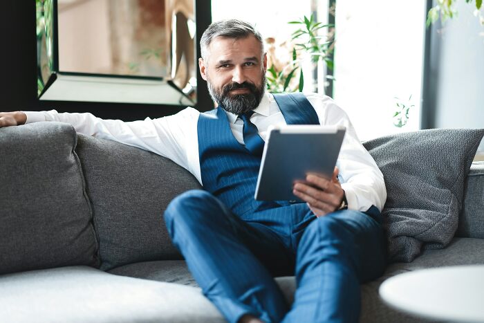 We Asked Women Who Married Rich: Here’s The Wild Side They Didn’t Warn You About