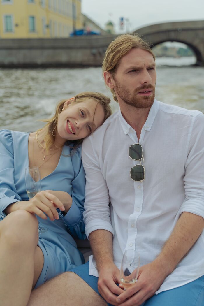 We Asked Women Who Married Rich: Here’s The Wild Side They Didn’t Warn You About