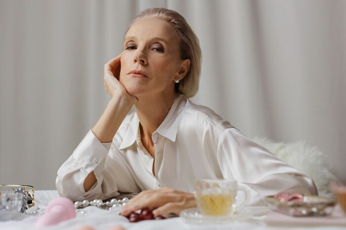 We Asked Women Who Married Rich: Here’s The Wild Side They Didn’t Warn You About