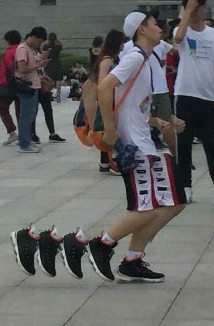 Shoe Ad Taken to a Whole New Level