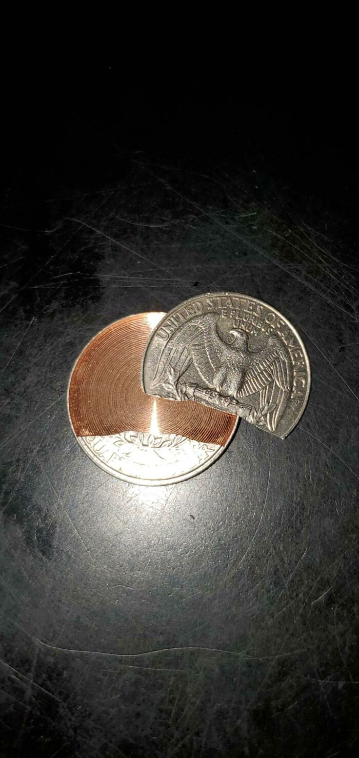 A Quarter That’s Literally Broken In Half