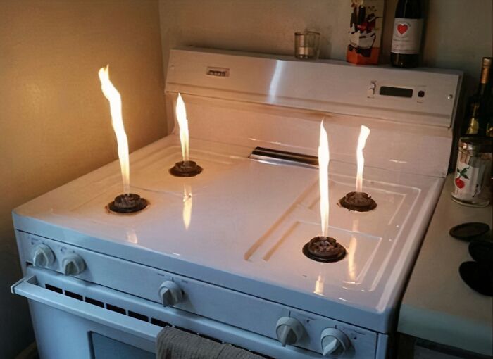 Removing Metal Tops From Gas Stove Burners Looks So Satisfying
