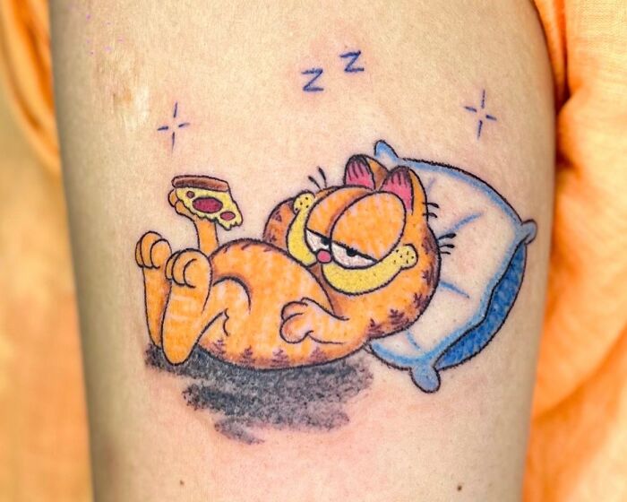 Wait, This Tattoo Artist Actually Uses Pastels?! Check Out These 30 Wildly Fun Scribble-Inspired Tattoos
