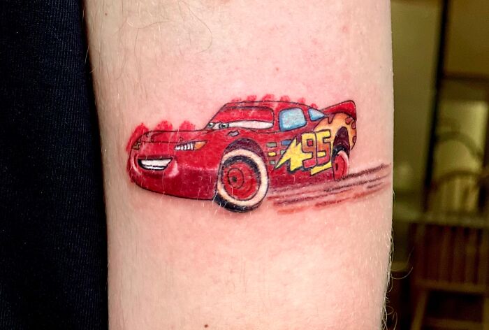 Wait, This Tattoo Artist Actually Uses Pastels?! Check Out These 30 Wildly Fun Scribble-Inspired Tattoos