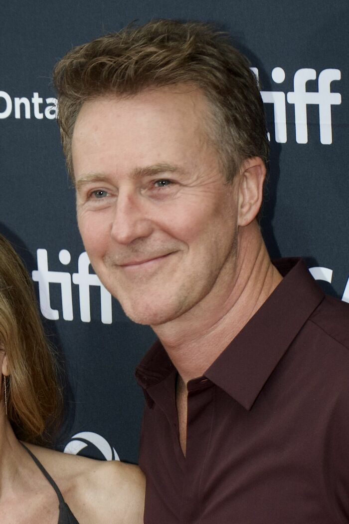 Edward Norton: The Actor Who’s Also a Sneaky Tech Guy, 57