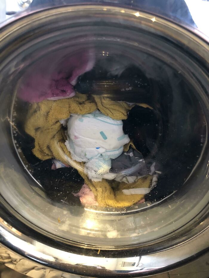 Dirty Nappy + Washing Machine = Smelly Surprise