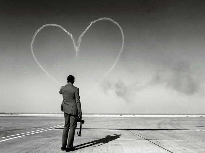 33 Photos That Prove This Photographer Sees Stories Everywhere!
