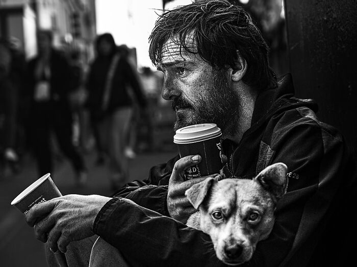 33 Photos That Prove This Photographer Sees Stories Everywhere!