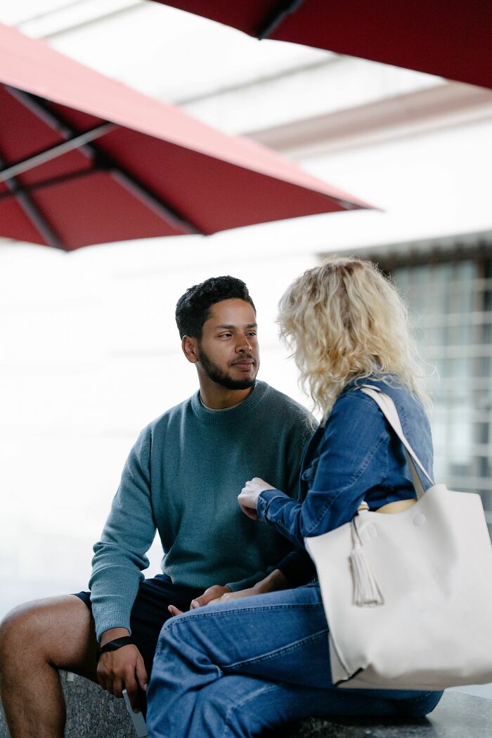 Wait, Pretty Privilege Backfired? 39 Times It Got Wildly Awkward