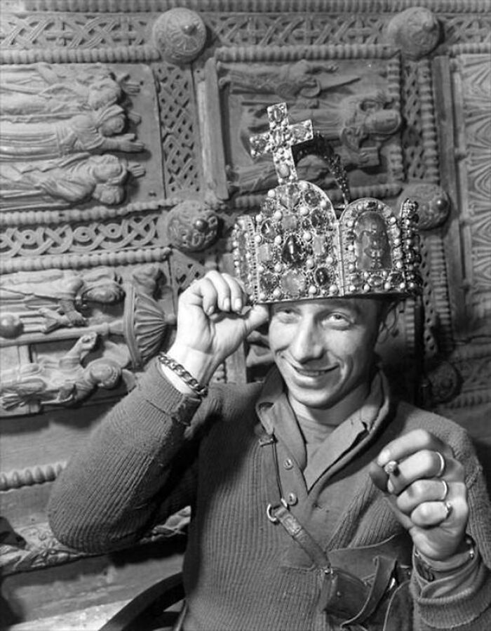 History Was Way Weirder Than You Thought—Check Out These Wild Photos!