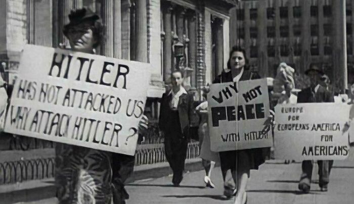 History Was Way Weirder Than You Thought—Check Out These Wild Photos!
