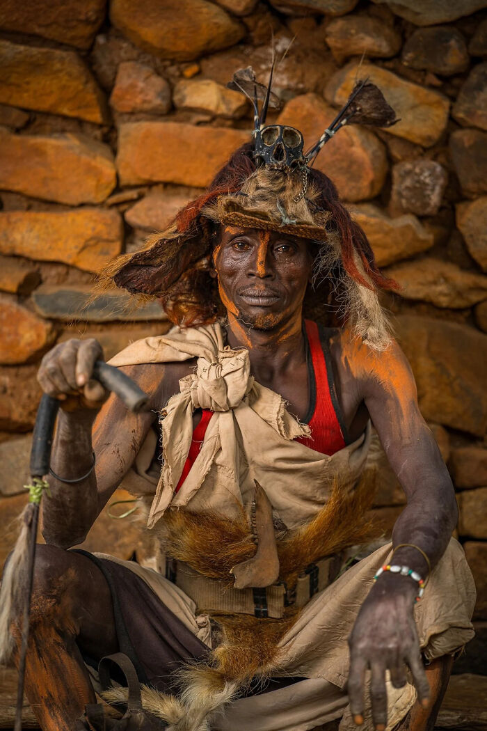 Fading – The Last Of Their Kinds: Cultures Racing Against Time
