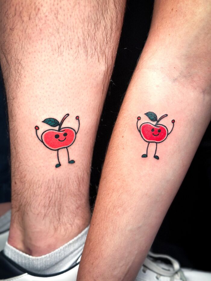 Husband and Wife + Two Apples Having a Chill Time