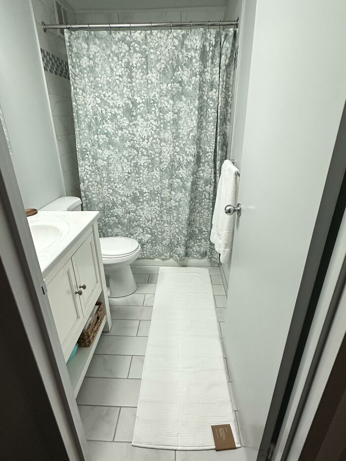 Bathroom Rug — Yes or No?