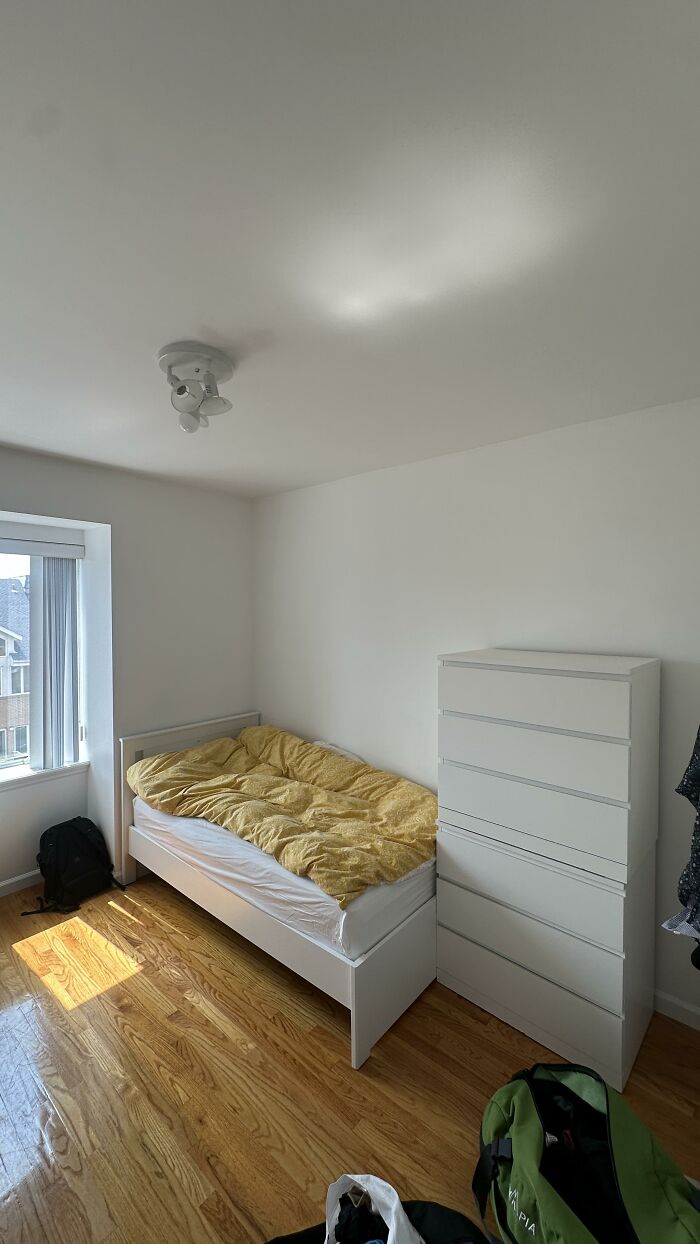 Bedroom Shrinkage & Style Crisis (Send Help!)