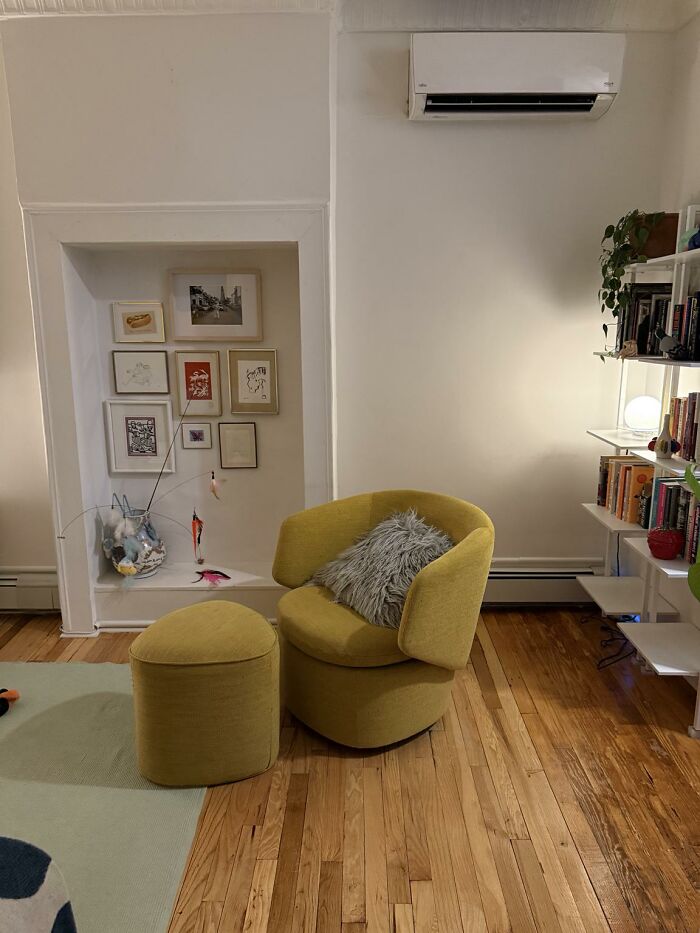 Living Room Corner Confusion? Let’s Fix It!