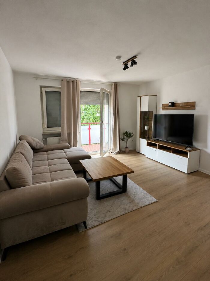 Living Room Looks Cold? Warm It Up!