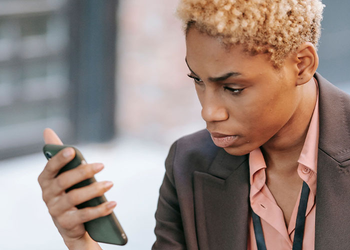 The 66 Wildest Ways Women Found Out Their Partners Were Cheating (Seriously, You'll Gasp!)
