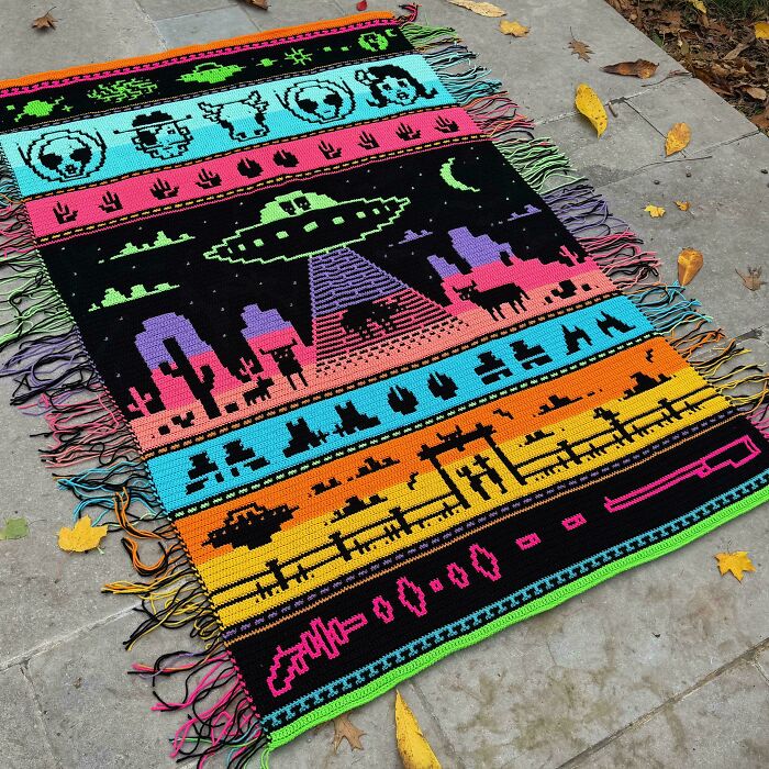Cowboys N’ Aliens Crochet Blanket That’s Seriously Cool