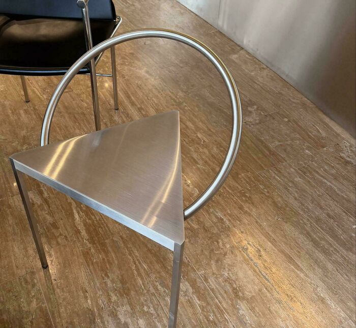 What Kind of Chair Is This, Coffee Shop Edition?