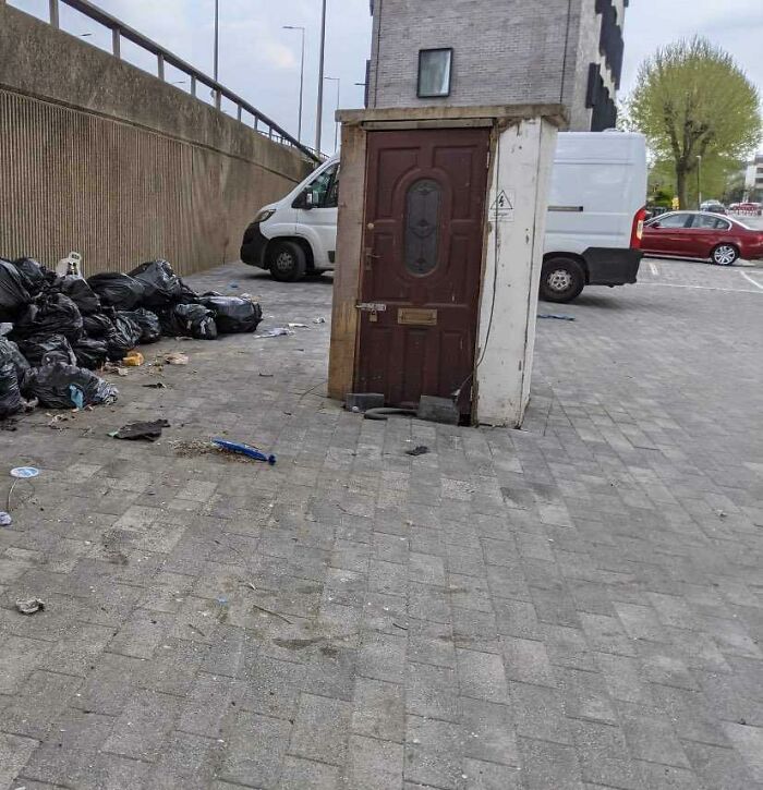 Who Lives Here? Wrong Answers Only, Please!