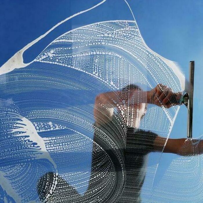 $20 A Screen To Wash Window Screens – Ridiculously Easy Weekend Cash