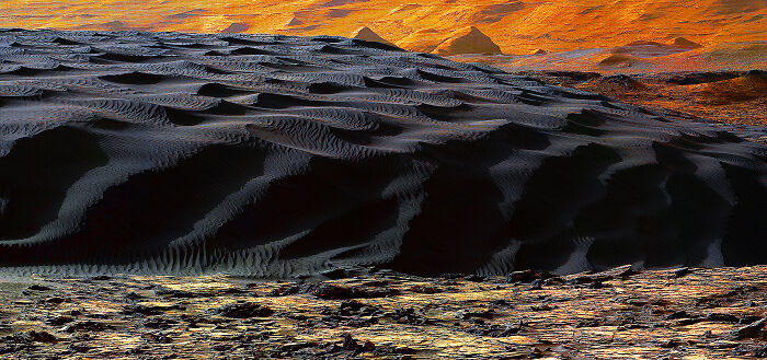 Mars Has Black Sand Dunes? Wait, What?