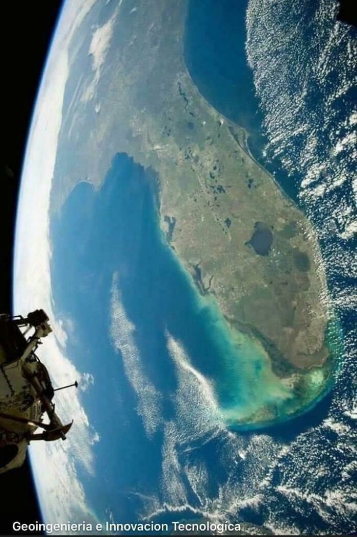 A Cool Photo From SpaceX And NASA
