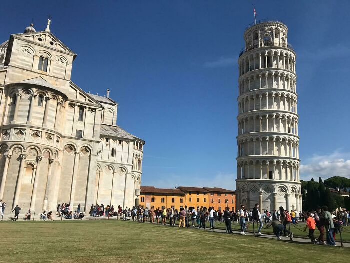 Friend Traveled to Italy & Somehow Snapped a Pisa Picture Without the Lean!
