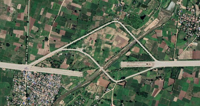 This Highway Followed Neither Good Logic Nor Instructions