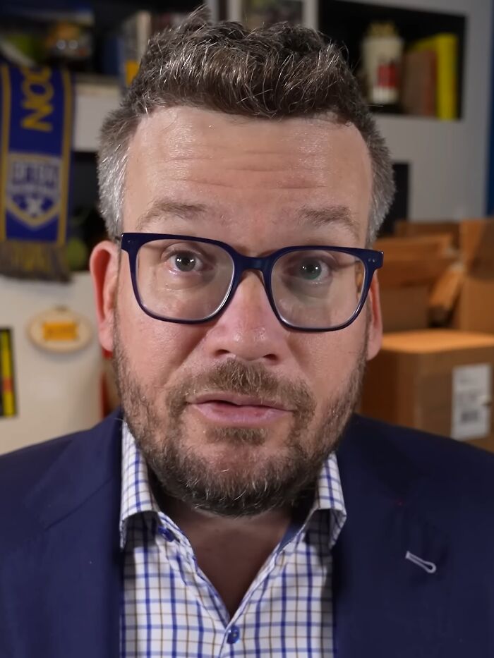 John Green - The Writer Who Made Us Feel All The Feels, 49