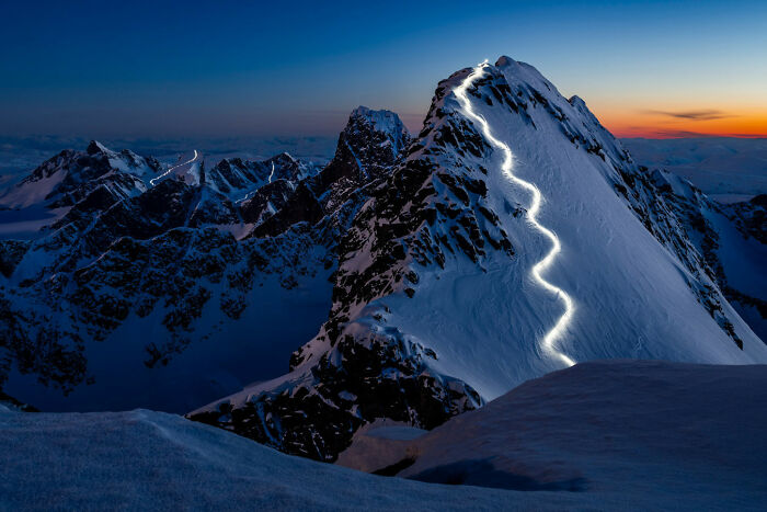 When Pics Get Real – Nature Stories That Move You by Vegard Aasen