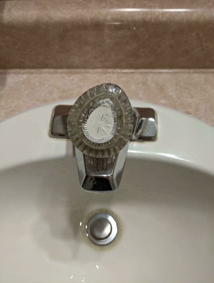 A Faucet Straight Out of the '90s