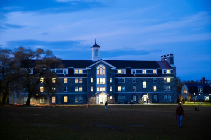The Wildest "Welcome to College" Moments You Won't Believe Actually Happened