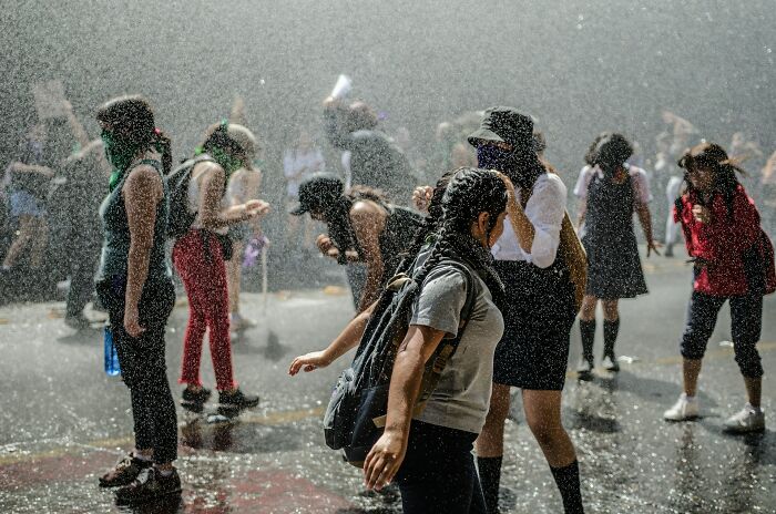 The Wildest "Welcome to College" Moments You Won't Believe Actually Happened