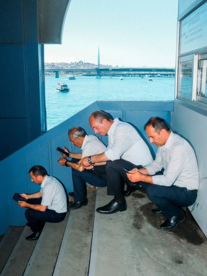 Wait Till You See These 58 Crazy Perfect Street Photos!