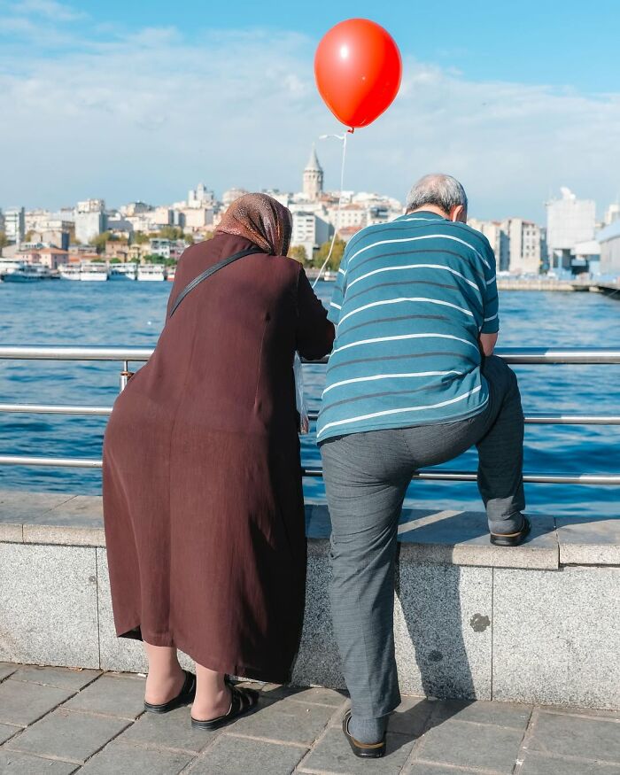 Wait Till You See These 58 Crazy Perfect Street Photos!