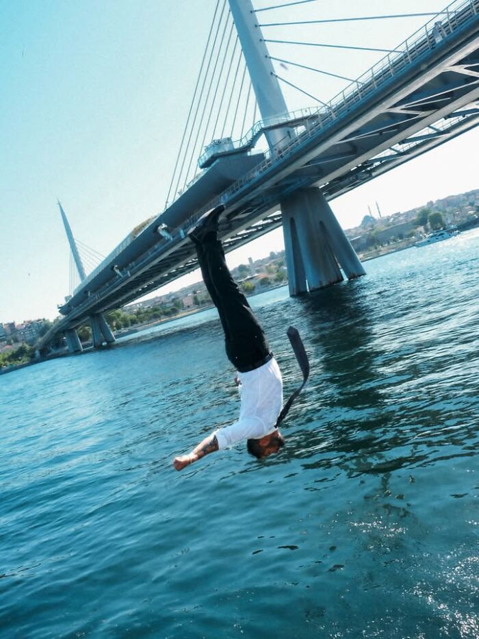 Wait Till You See These 58 Crazy Perfect Street Photos!