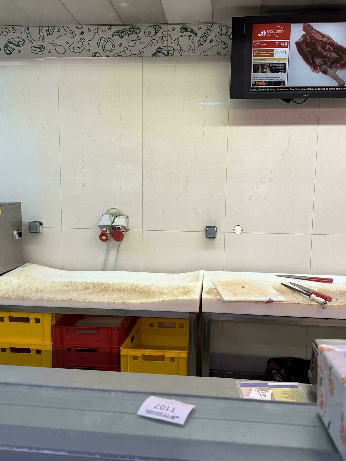 Chopping Board That’s Seen More Meats Than a Butcher