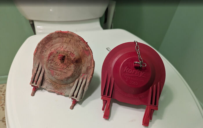Check Out These Crazy Photos Showing Stuff Wearing Out Over Time!