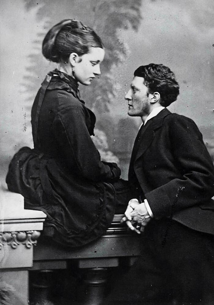Let's Dive Into Some Seriously Cool Victorian Era Pics!